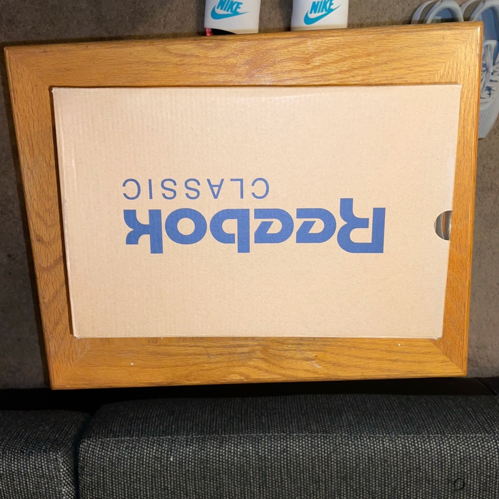 Size 11 Women’s Reebok’s